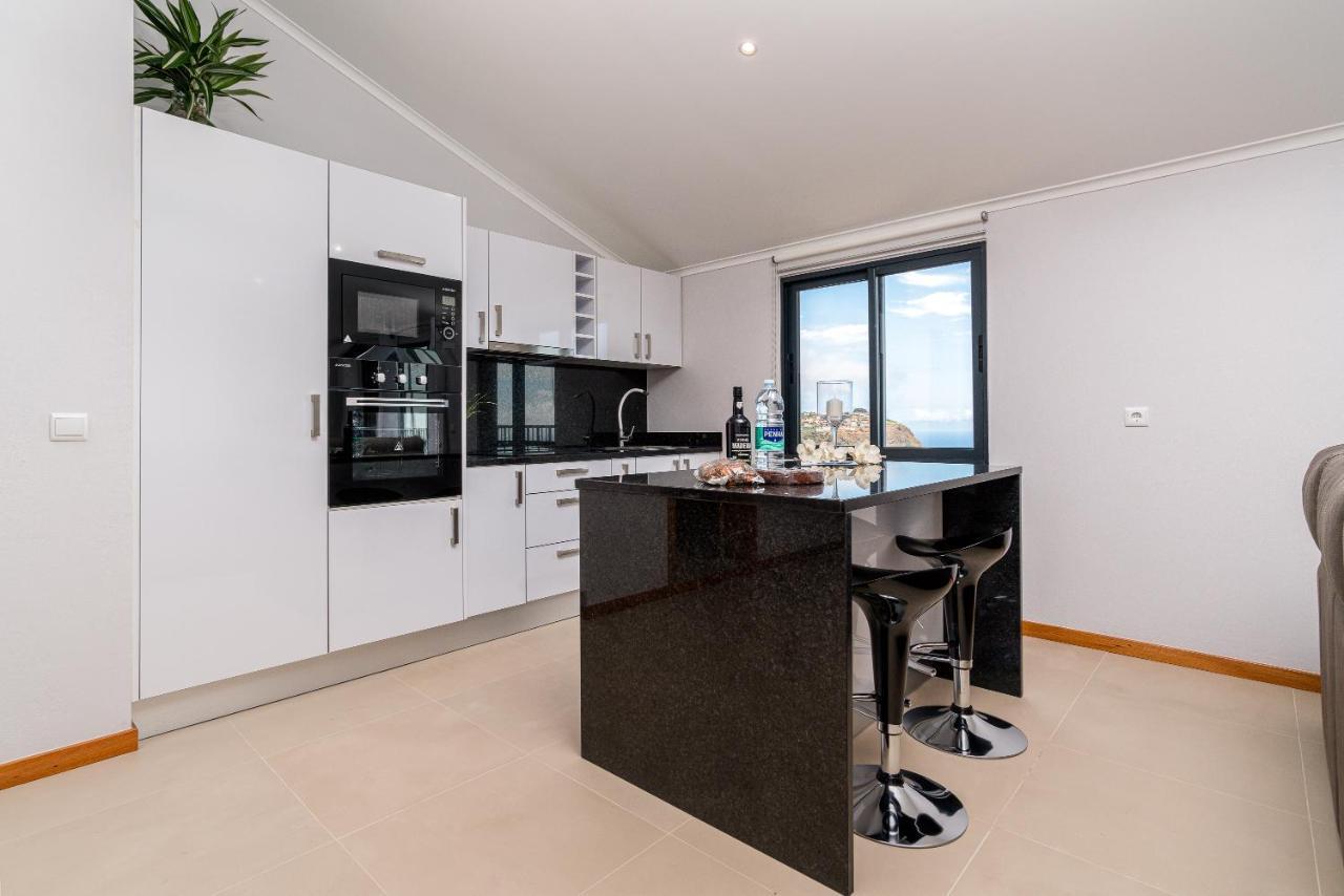 Casa Raimunda, Big Apartment With Amazing Views Arco da Calheta (Madeira) Exterior foto