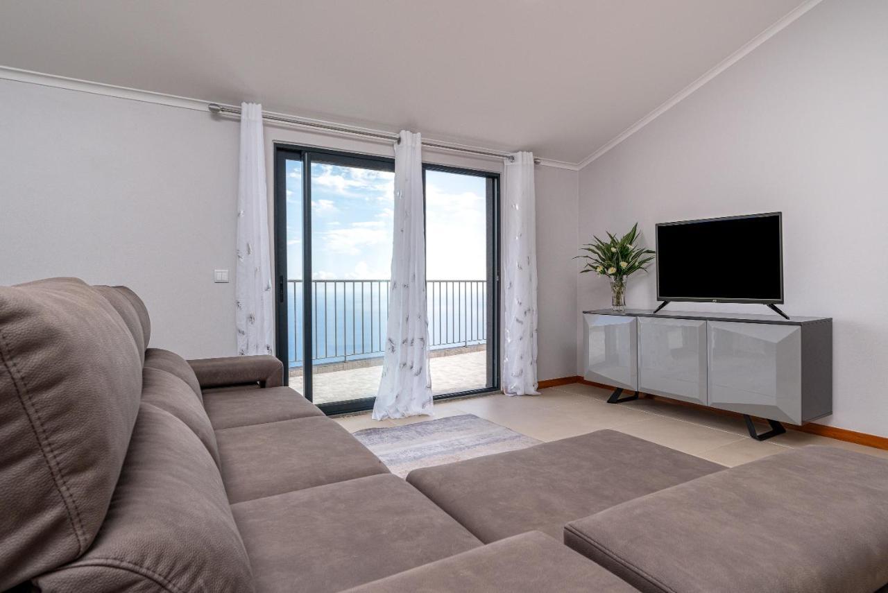 Casa Raimunda, Big Apartment With Amazing Views Arco da Calheta (Madeira) Exterior foto
